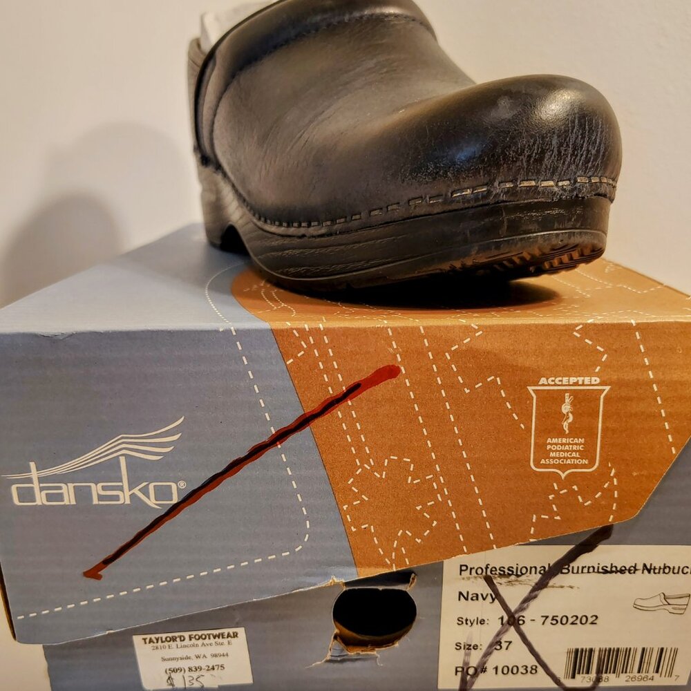 Dansko Professional Clog Burnished Nubuck Navy Size 37 (US Size 7) - Picture 3 of 7
